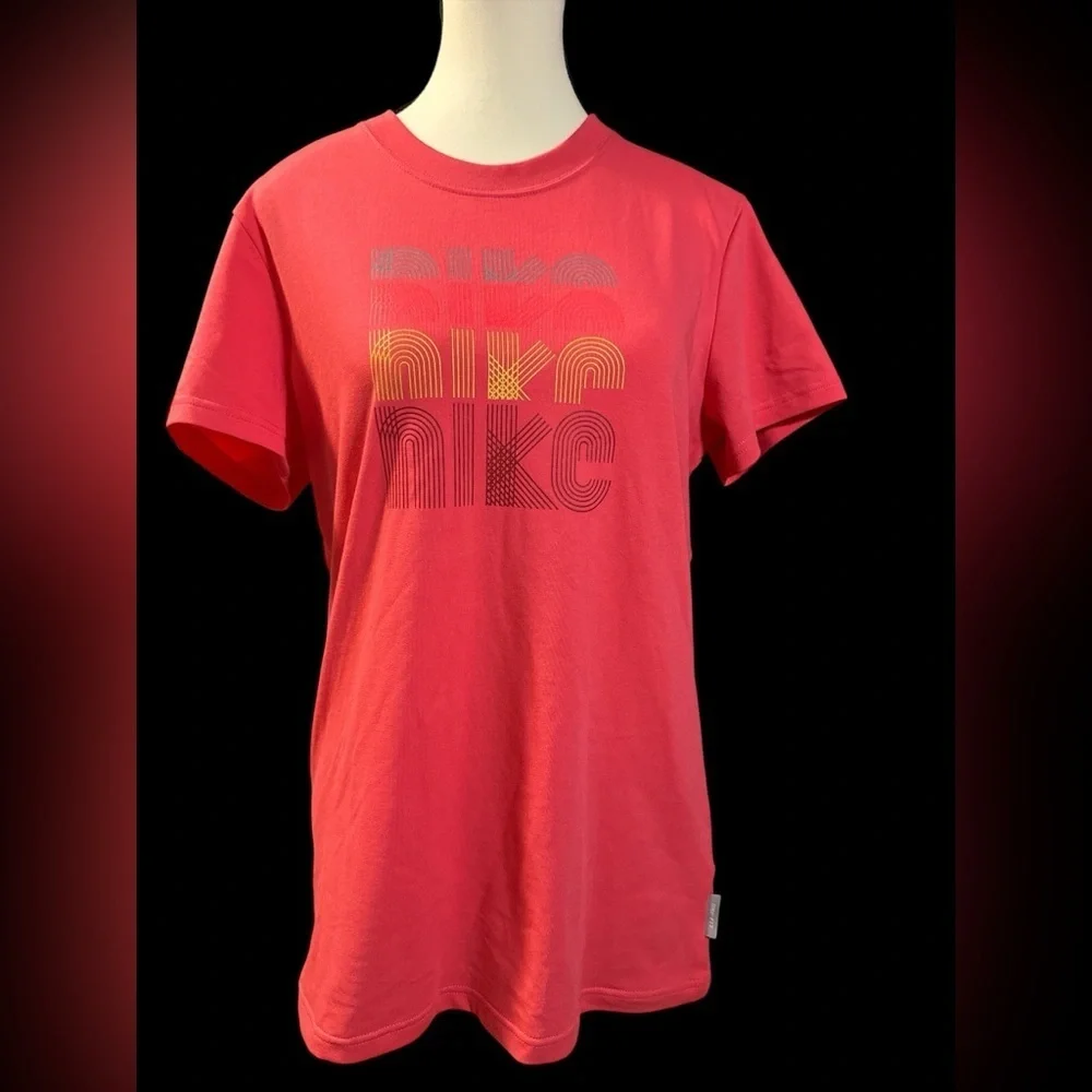 Nike Women’s Coral DRI-FIT Tee with Graphic Design